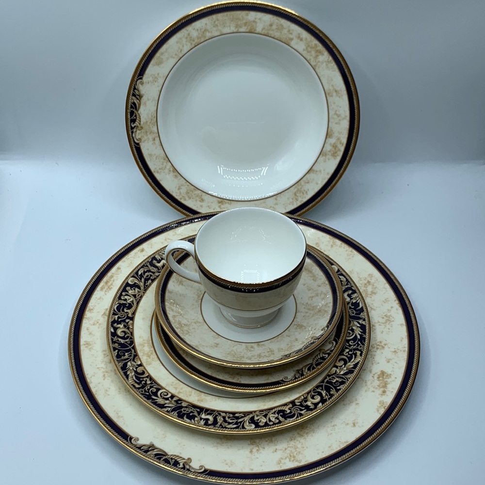 Wedgwood Cornucopia Bone China Dinnerware Set
